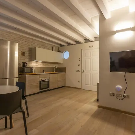 Suite Corallo - Smart Holiday Mantova Exterior photo